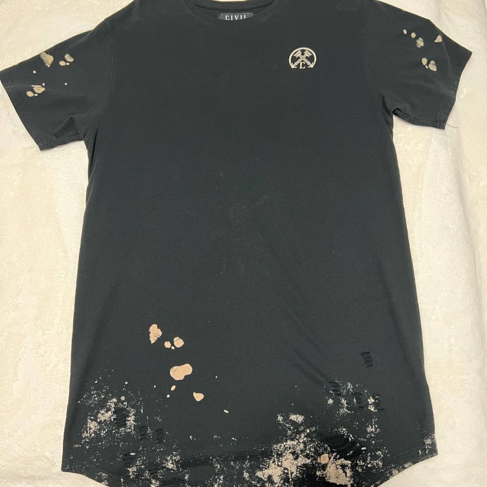 CIVIL Regime Black and Tan Acid Wash, pretorn, scallop fit Tee